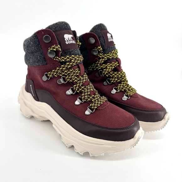 SOREL Woman’s Kinetic Breakthru Conquest Waterproof Snow Boot Size 7.5 - Picture 3 of 11